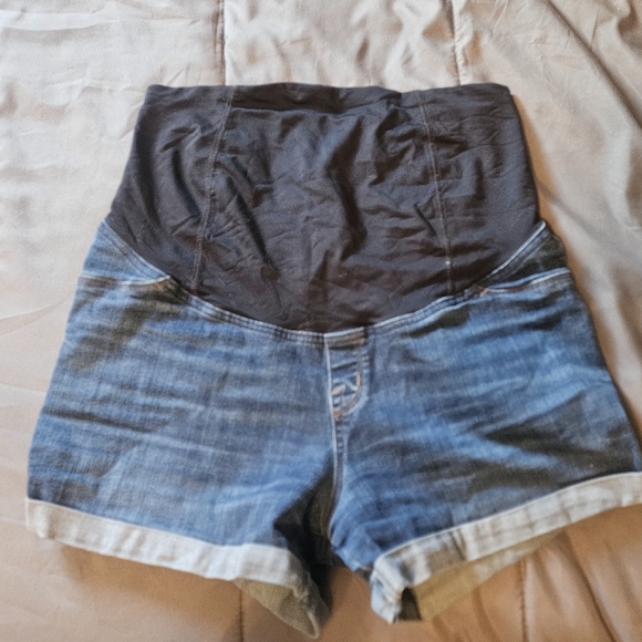 Isabel Maternity  bundle of  short and pants - Picture 7 of 11